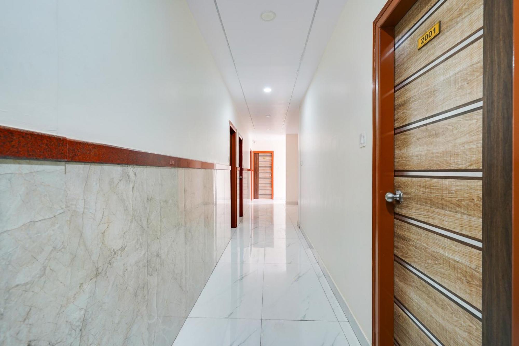 Townhouse Bidadi Formerly Royal Garuda Экстерьер фото
