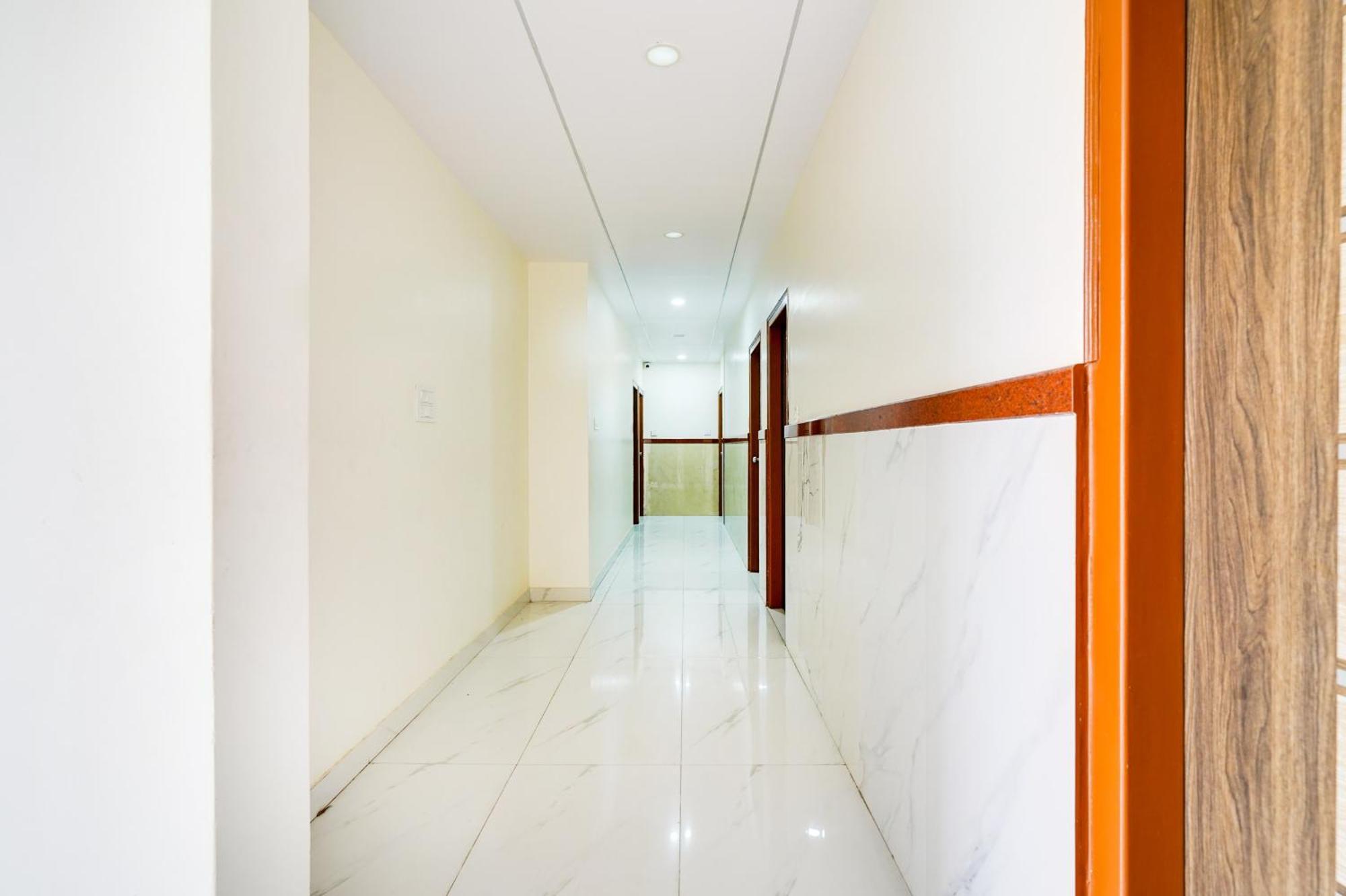 Townhouse Bidadi Formerly Royal Garuda Экстерьер фото