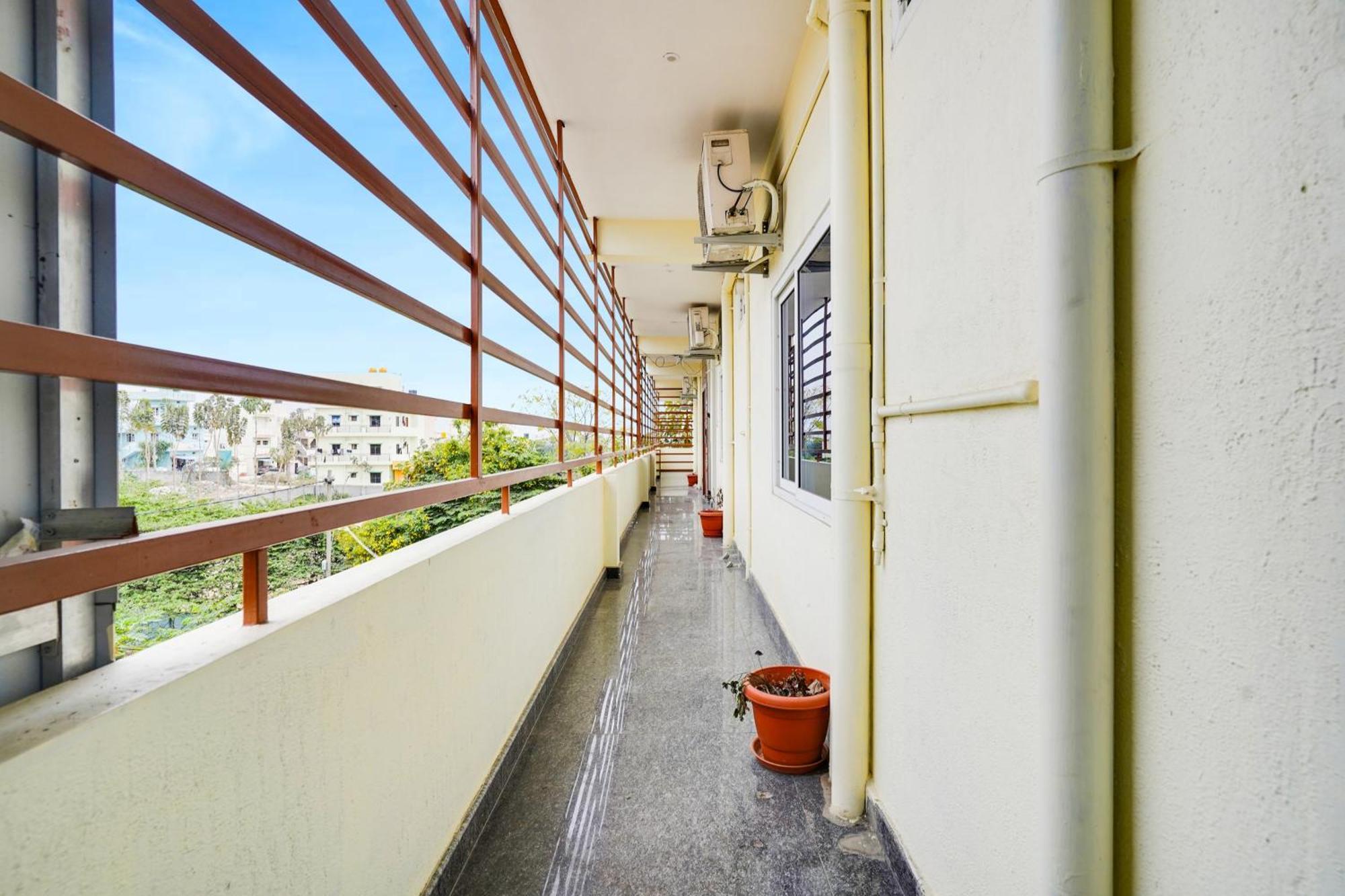 Townhouse Bidadi Formerly Royal Garuda Экстерьер фото